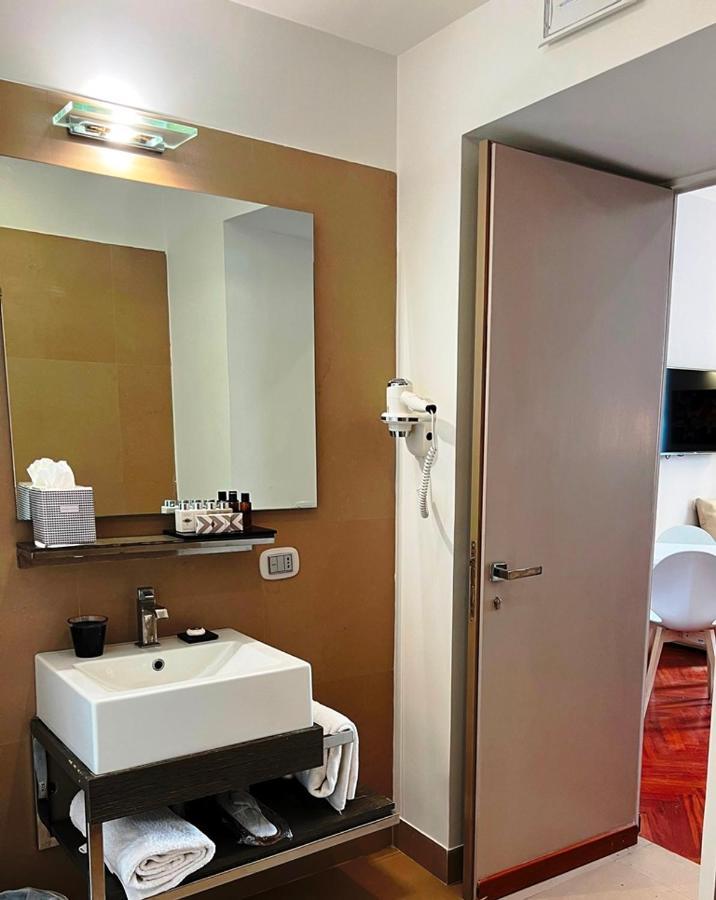 Dolce Vita Guest House Roma Exterior foto